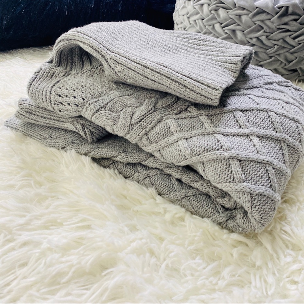 Vince Camuto Oversized Cable Knit Sweater
